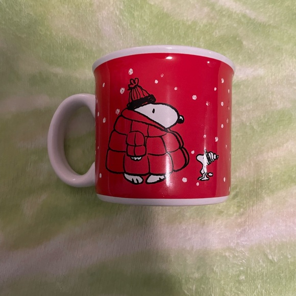 Cozy Red Cartoon Character Mug - Picture 4 of 6